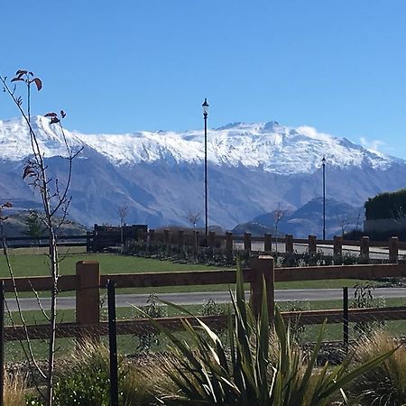 ホテル Minaret Ridge Retreat ワナカ エクステリア 写真